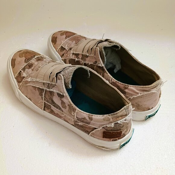 Blowfish Marley Camo Patchwork Sneaker 8 Distressed Beige Canvas Slip On Shoes - Picture 5 of 10